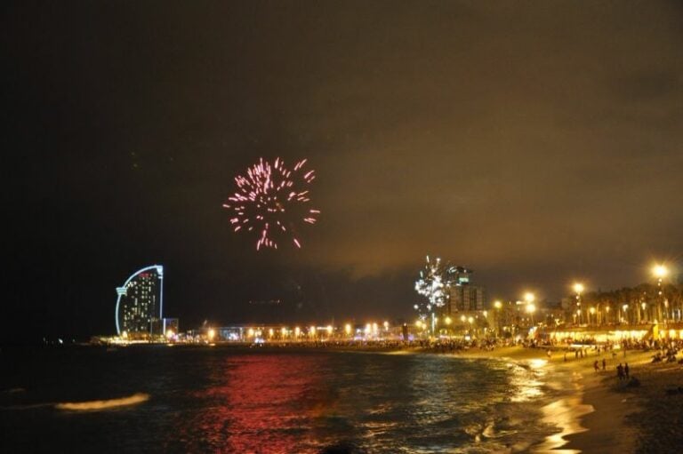 Fuegos artificiales Sant Joan Barcelona